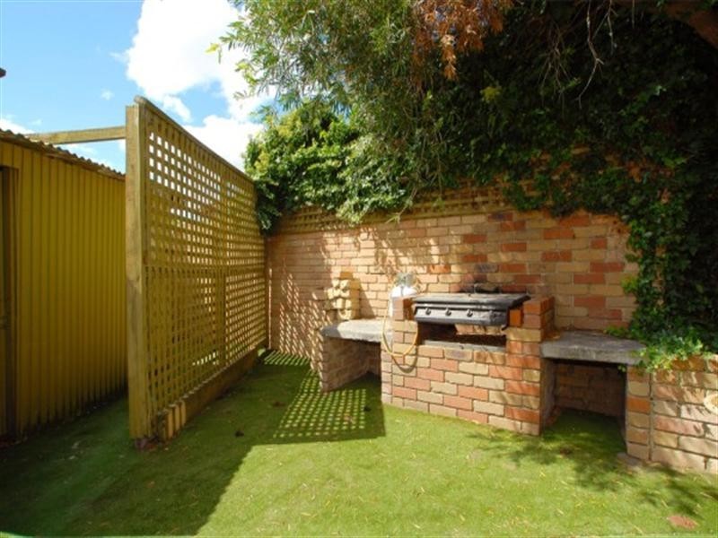 49 Rosemary Crescent, Frankston North VIC 3200