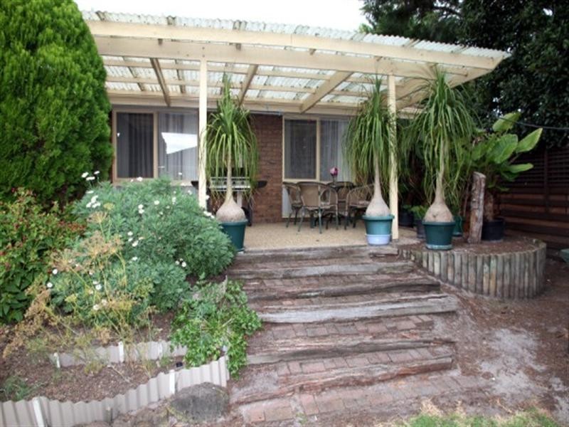 14 Lee Street, Frankston VIC 3199