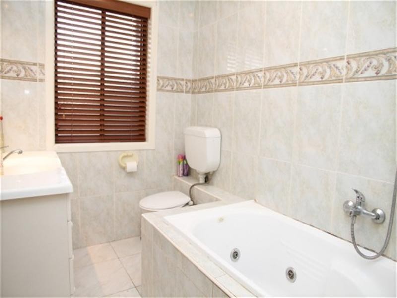 1 Kananook Avenue, Seaford VIC 3198