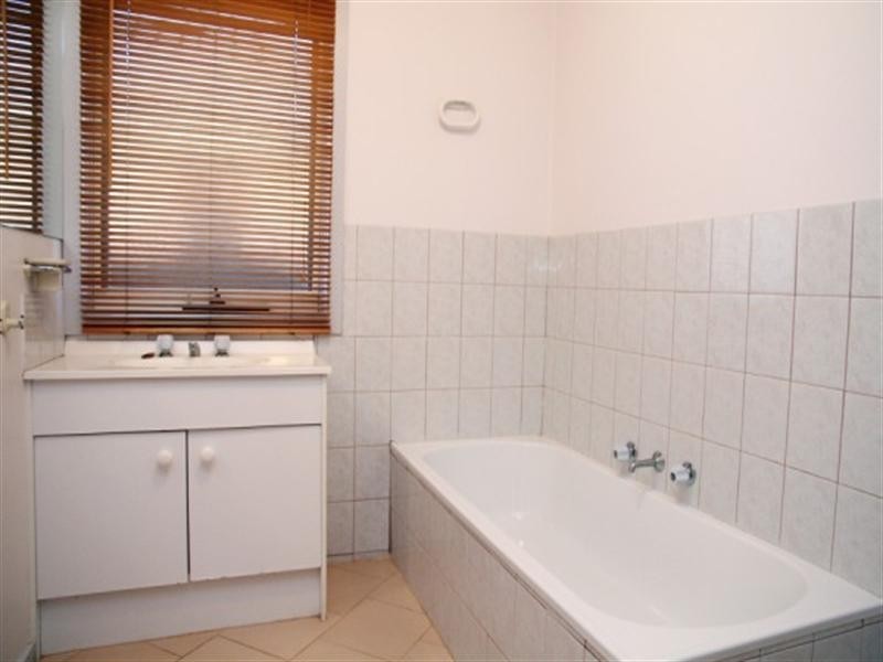 1 Condor Court, Frankston VIC 3199