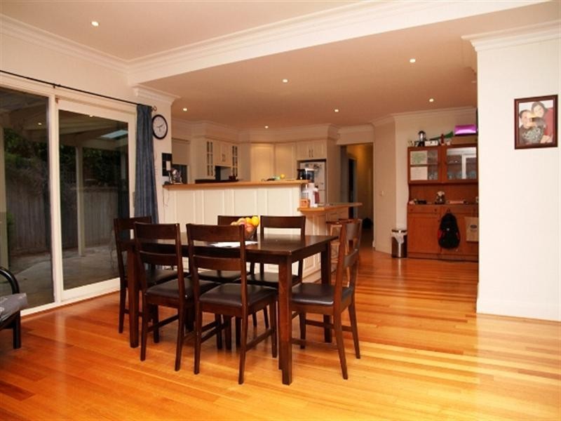 10 Glenelg Avenue, Frankston VIC 3199