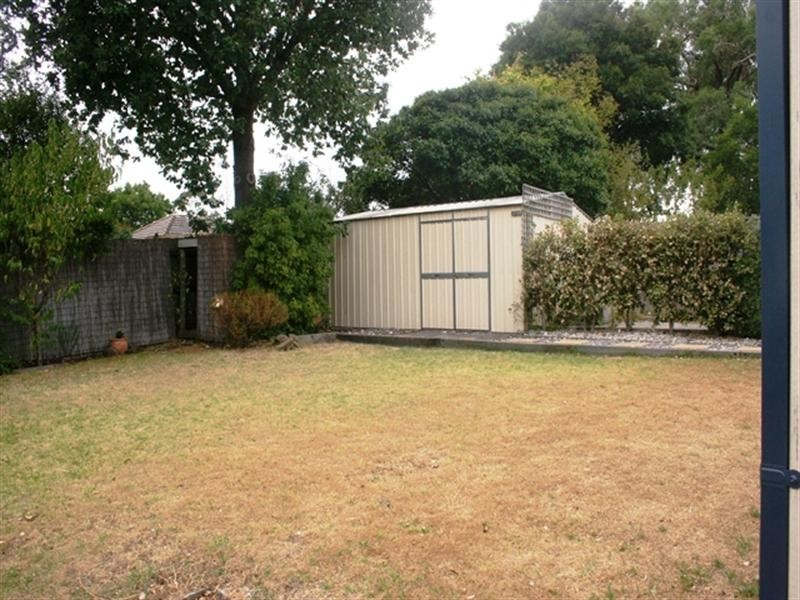 10 Glenelg Avenue, Frankston VIC 3199