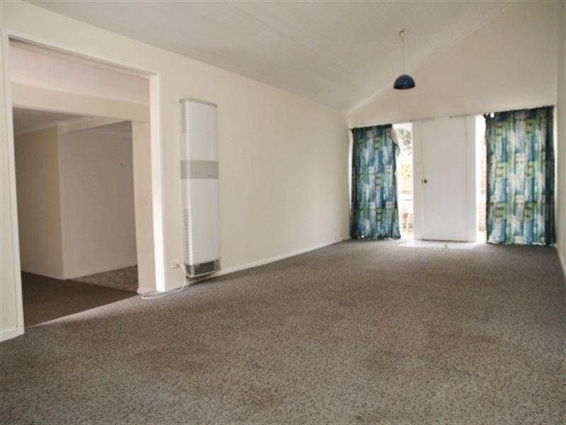 2/1 Kenilworth Avenue, Frankston VIC 3199