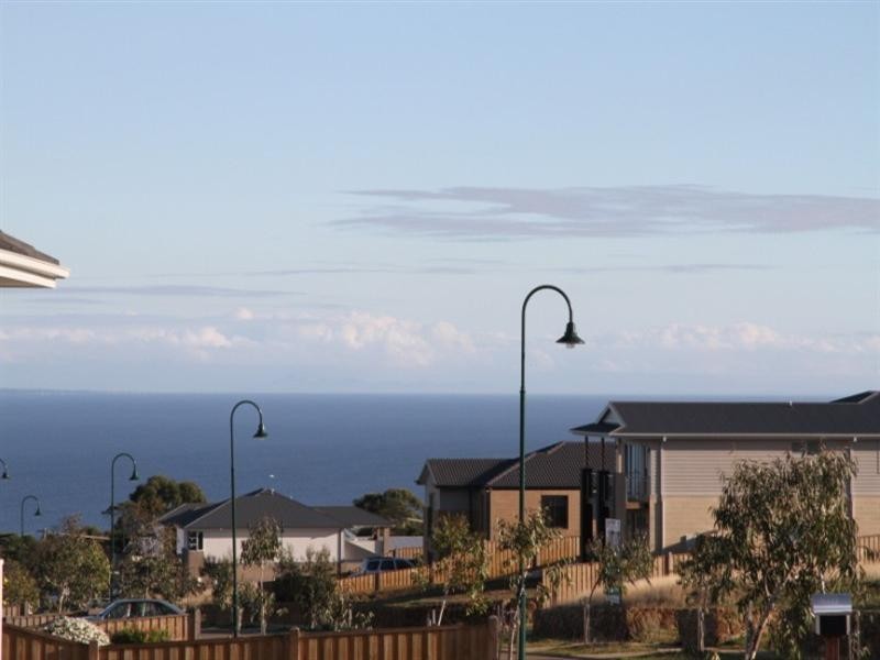 25 Waterview Drive, Mount Martha VIC 3934