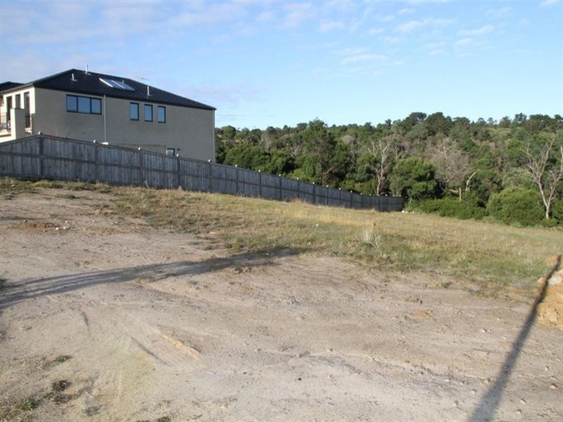 25 Waterview Drive, Mount Martha VIC 3934