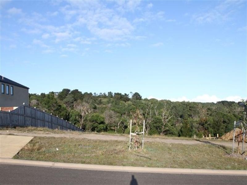 25 Waterview Drive, Mount Martha VIC 3934