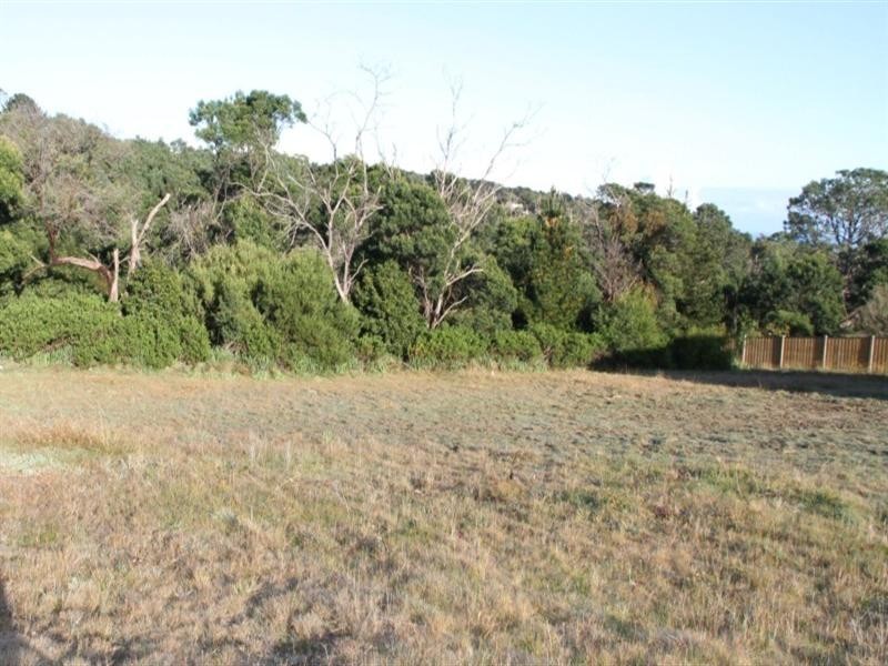 25 Waterview Drive, Mount Martha VIC 3934