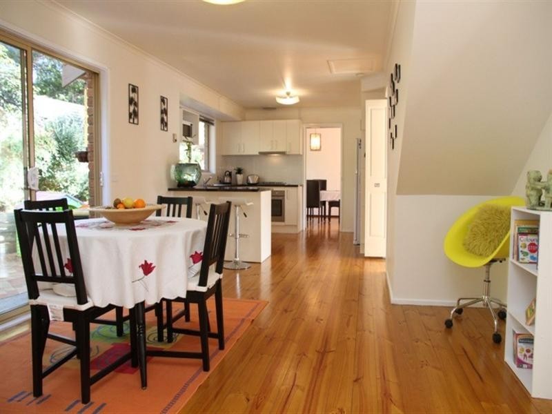 8 Naroo Place, Frankston VIC 3199