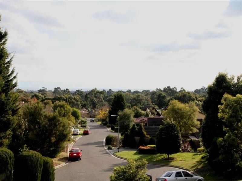 8 Naroo Place, Frankston VIC 3199