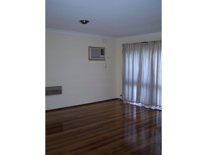 24 COPROSMA Avenue, Frankston VIC 3199