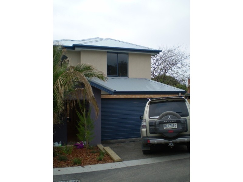 1/52A HIGH Street, Frankston South VIC 3199