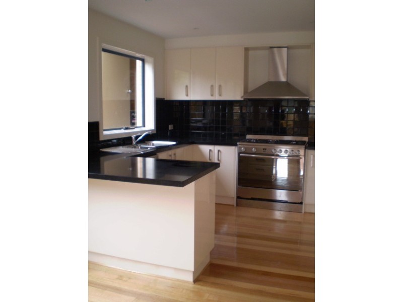 1/52A HIGH Street, Frankston South VIC 3199