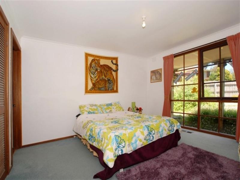 6 Devereaux Court, Frankston VIC 3199