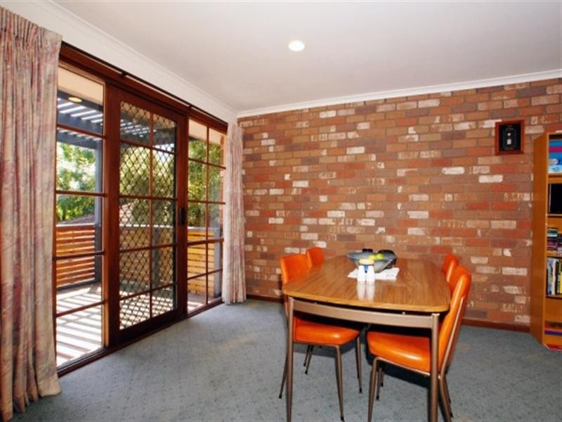 6 Devereaux Court, Frankston VIC 3199