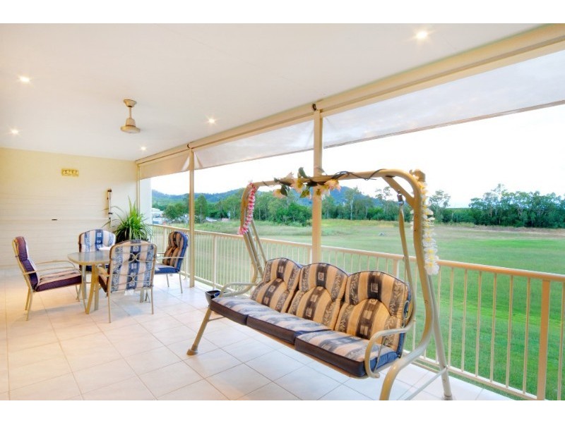 50/21 Shute Harbour Road, Cannonvale QLD 4802