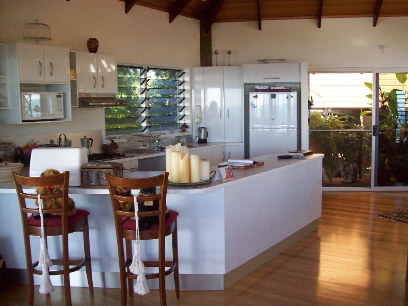 3 Blackcurrant Drive, Hideaway Bay QLD 4800