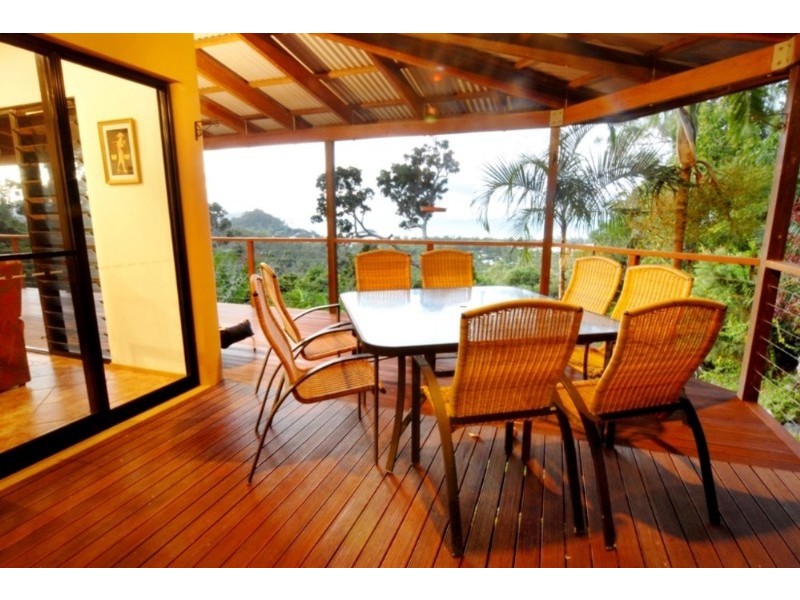 11 Wallaby Way, Cannonvale QLD 4802