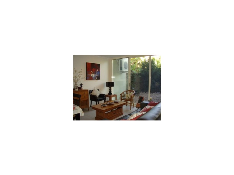 3/21 Shute Harbour Road, Cannonvale QLD 4802