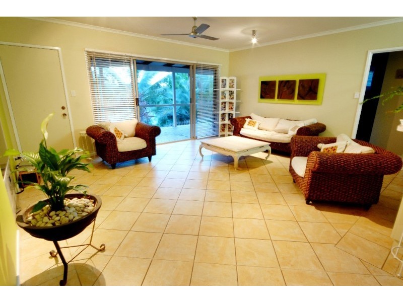 56 Country Road, Cannonvale QLD 4802