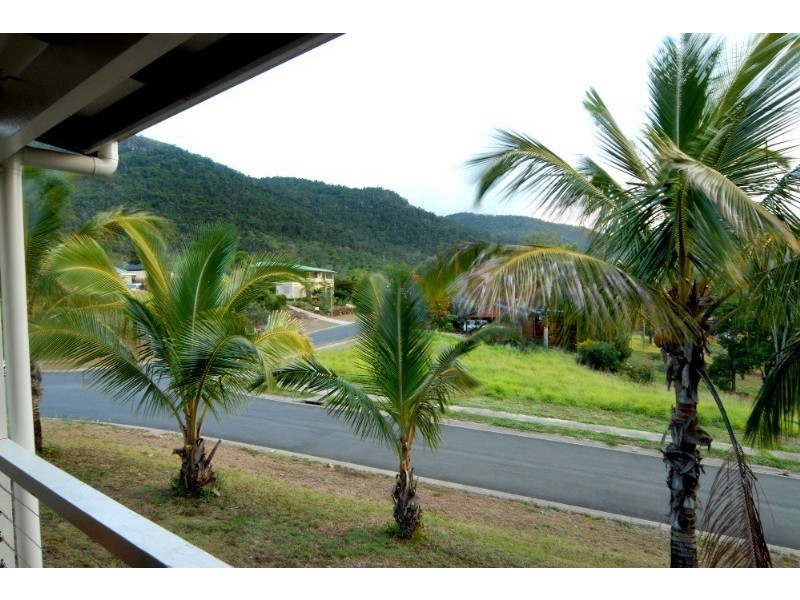 56 Country Road, Cannonvale QLD 4802
