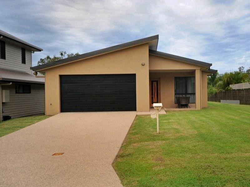 93 Abell Road, Cannonvale QLD 4802