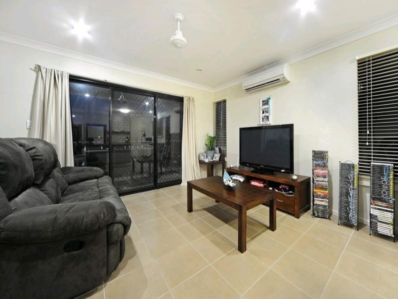 93 Abell Road, Cannonvale QLD 4802