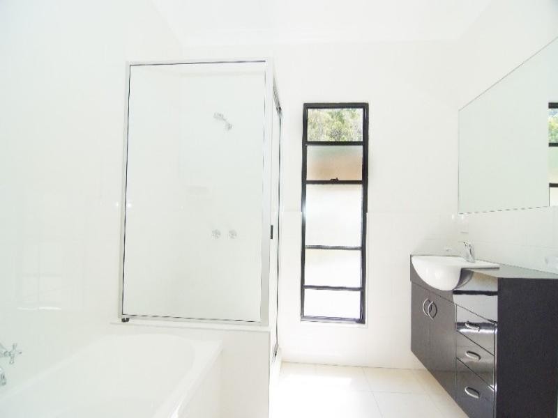 1&2/3 Shelter Court, Jubilee Pocket QLD 4802