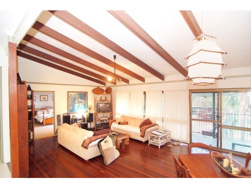 228 Paluma Road, Cannonvale QLD 4802