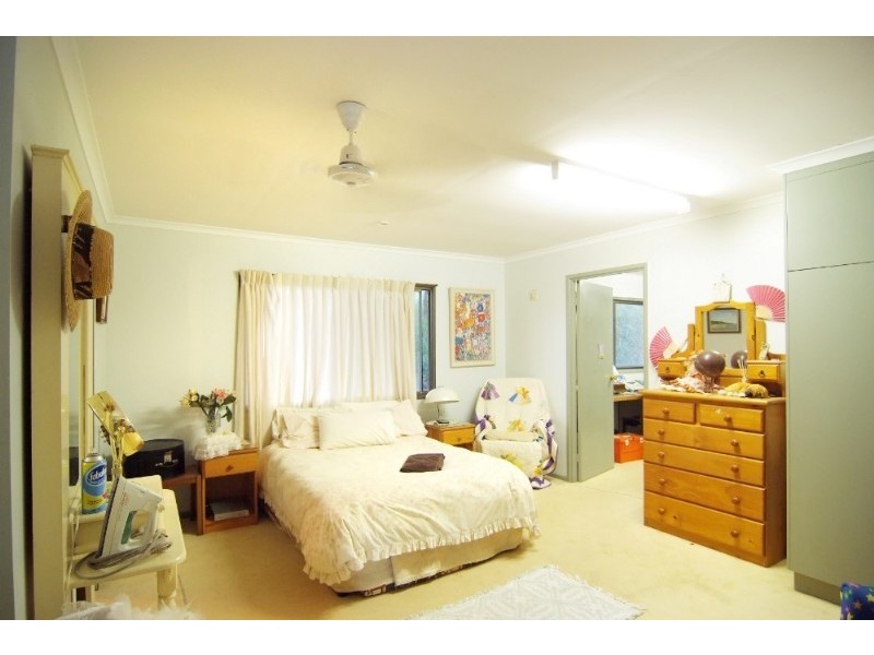 228 Paluma Road, Cannonvale QLD 4802