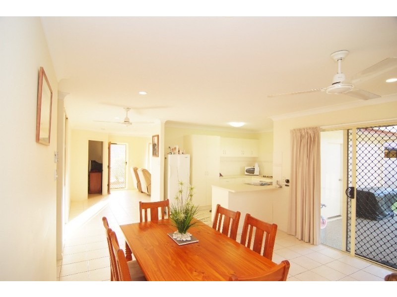 50 Banksia Court, Cannonvale QLD 4802