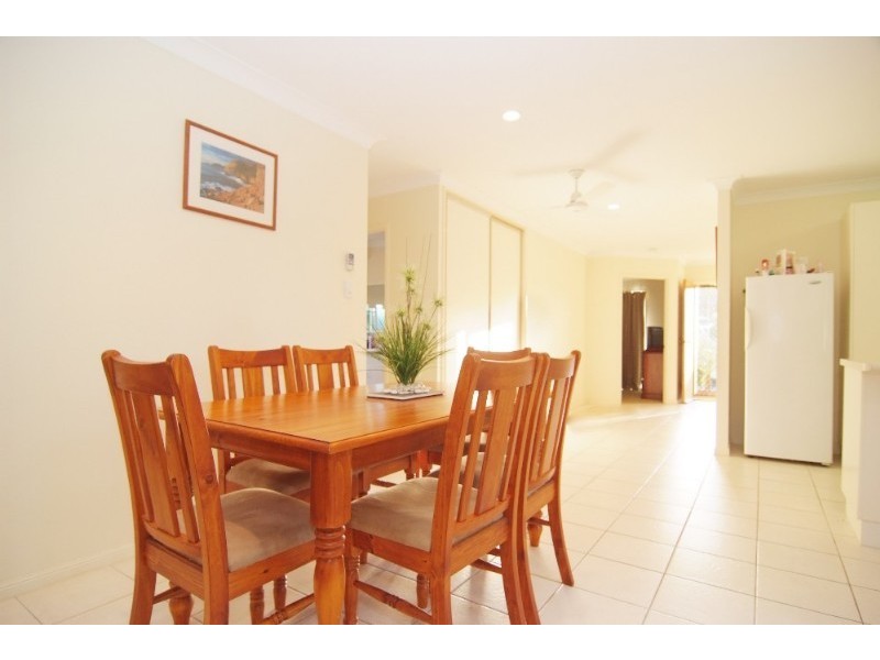 50 Banksia Court, Cannonvale QLD 4802