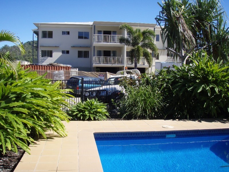 21 Shute Harbour Road, Cannonvale QLD 4802
