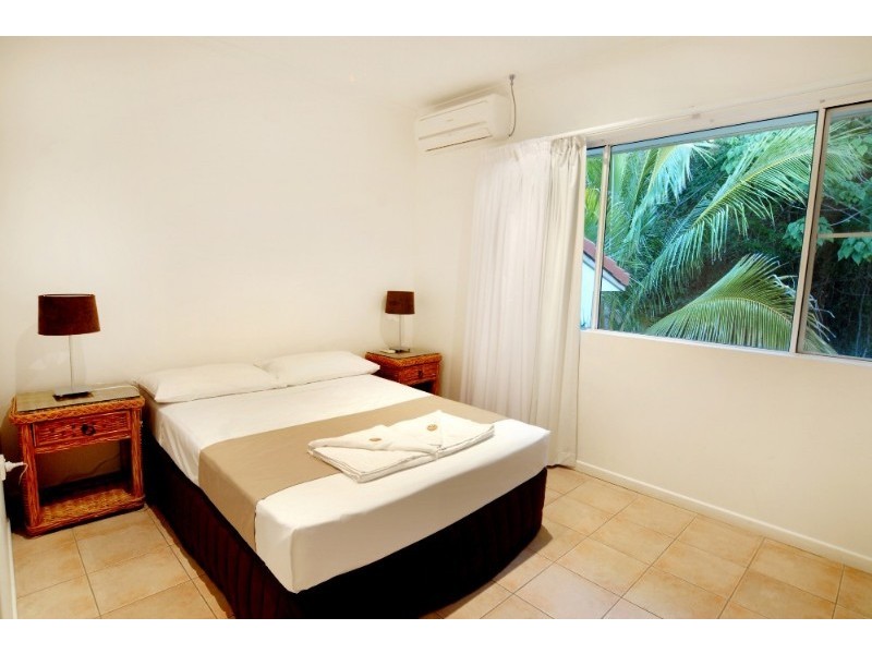 10/12 Eshelby Drive, Cannonvale QLD 4802