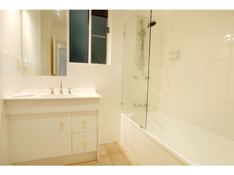 10/12 Eshelby Drive, Cannonvale QLD 4802