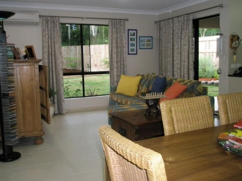 2/24 Links Drive, Cannonvale QLD 4802