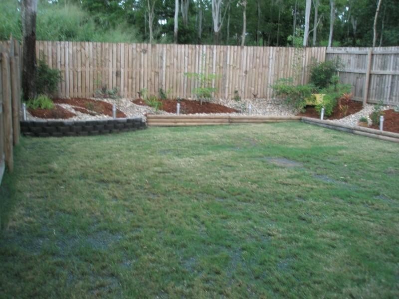 2/24 Links Drive, Cannonvale QLD 4802