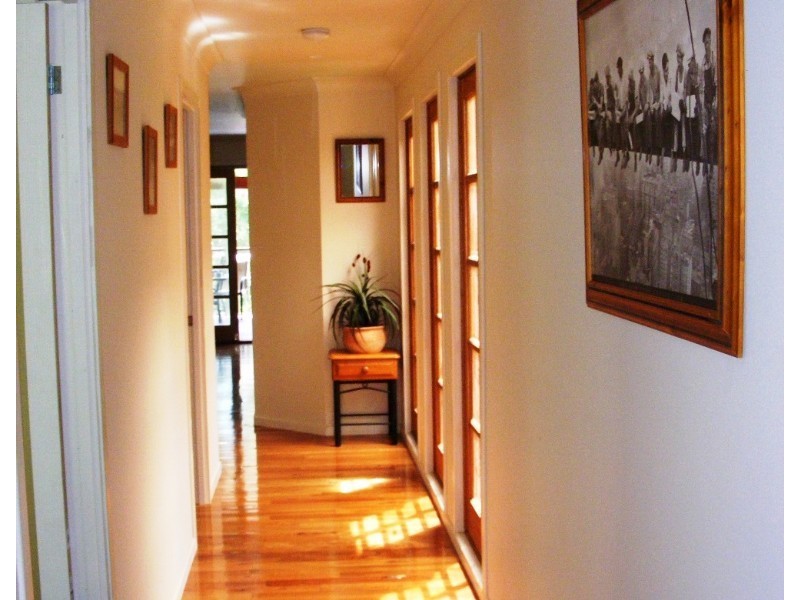 4 Timberland Road, Jubilee Pocket QLD 4802