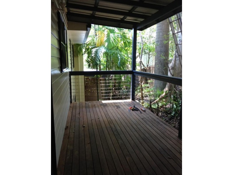 5/6 Border Drive, Cannonvale QLD 4802