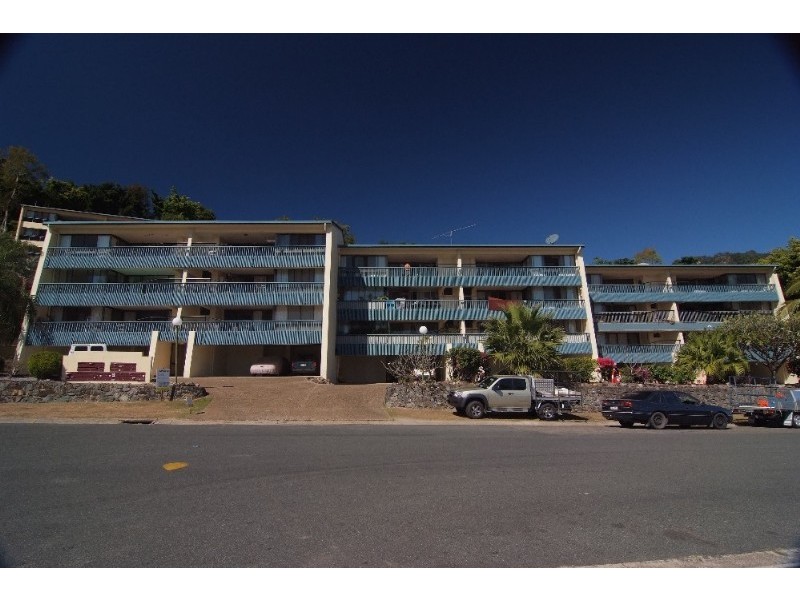 26/2 Eshelby Drive, Cannonvale QLD 4802