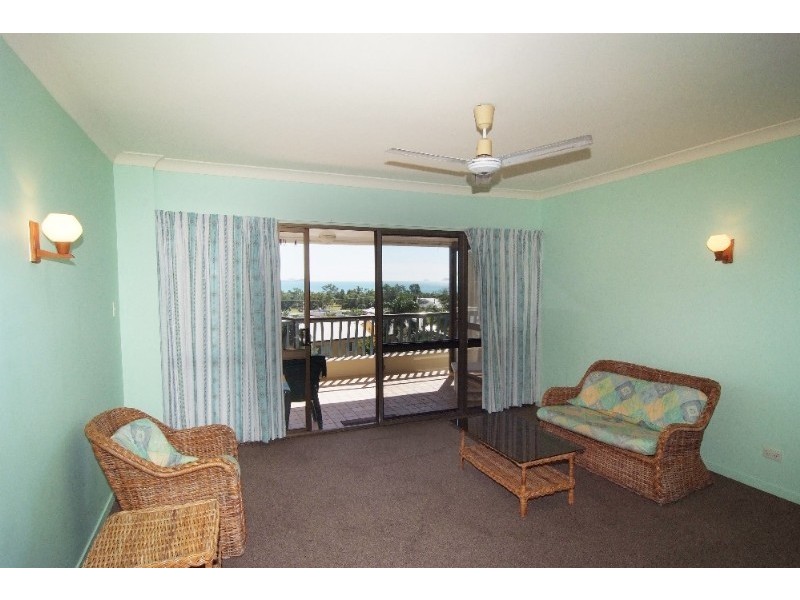 26/2 Eshelby Drive, Cannonvale QLD 4802