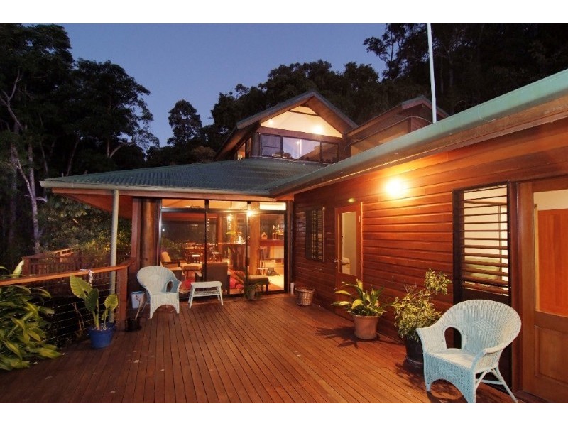 122 Orchid Road, Cannonvale QLD 4802