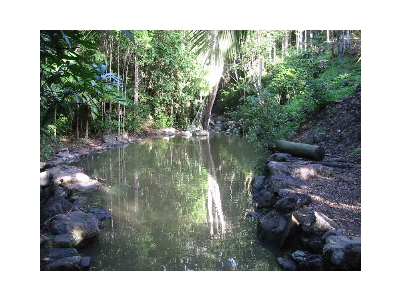 122 Orchid Road, Cannonvale QLD 4802