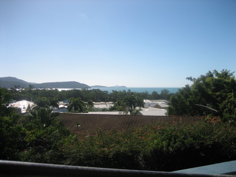 116/2 Eshelby Drive, Cannonvale QLD 4802