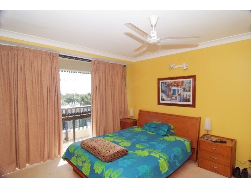 116/2 Eshelby Drive, Cannonvale QLD 4802