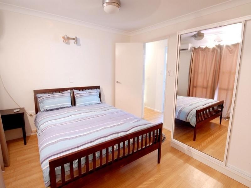 1-4/9 Pleasant Drive, Cannonvale QLD 4802