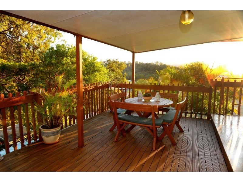 38 Island Drive, Cannonvale QLD 4802