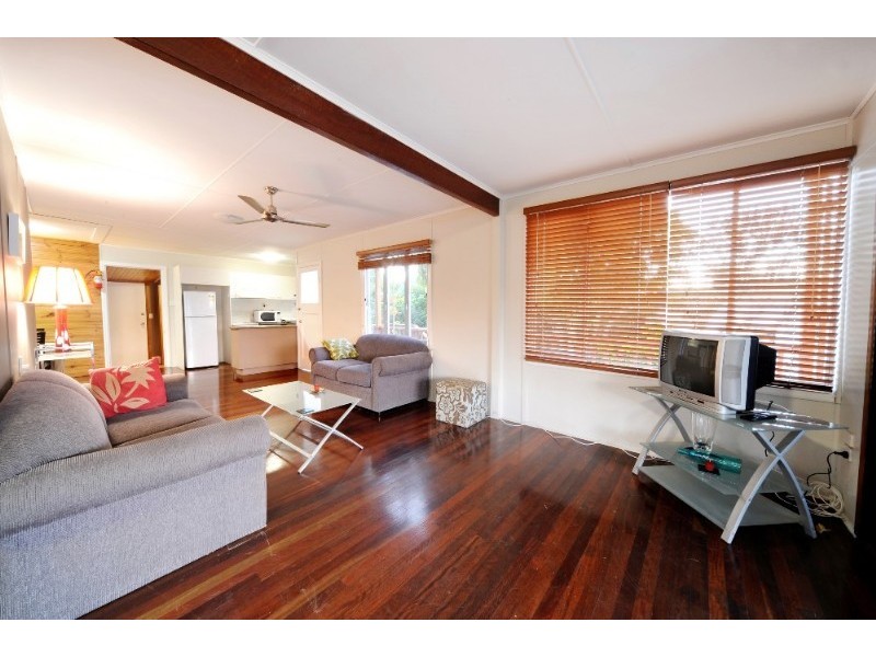 8 Hillcrest Avenue, Airlie Beach QLD 4802