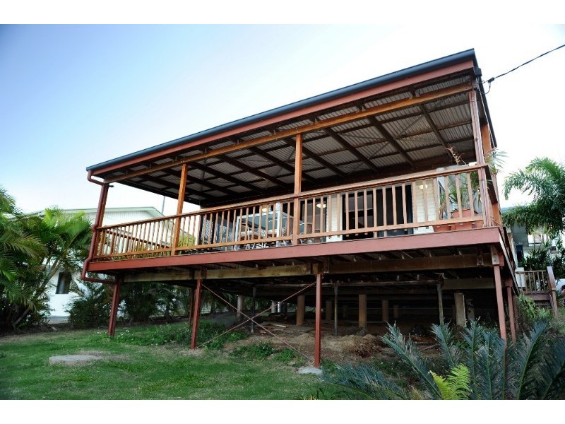 8 Hillcrest Avenue, Airlie Beach QLD 4802