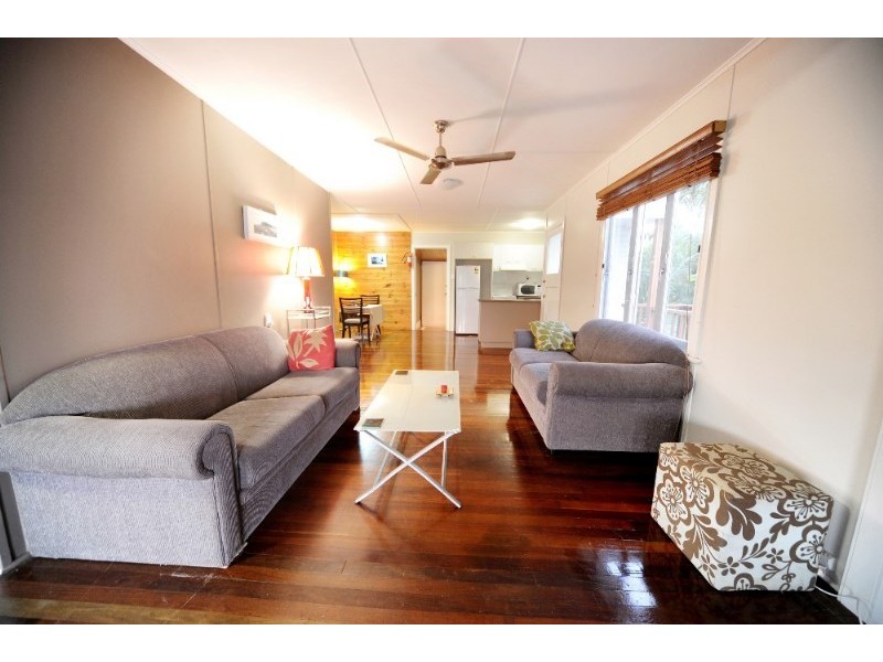 8 Hillcrest Avenue, Airlie Beach QLD 4802