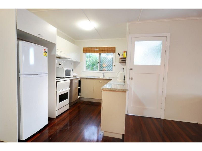 8 Hillcrest Avenue, Airlie Beach QLD 4802